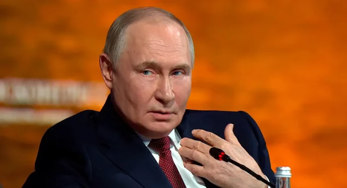Владимир Путин поручил изучить криптоактивы госслужащих