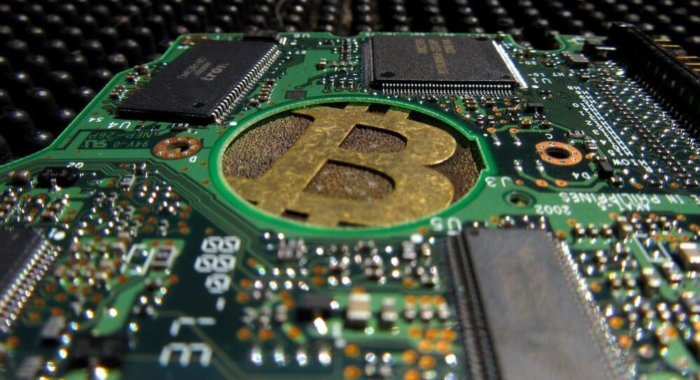«Общественный контроль» разобрал пирамиду биткоинов