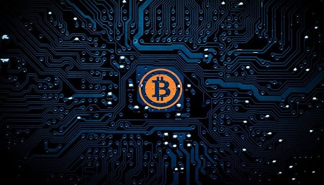 Криптовалютный обвал. Bitcoin и Ethereum резко двинулись вниз