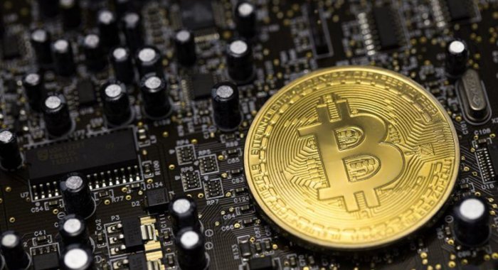 Только биткоин просуществует еще 100 лет