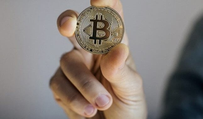 Крупный продавец компьютерной техники Newegg начал принимать биткоин-платежи в Канаде