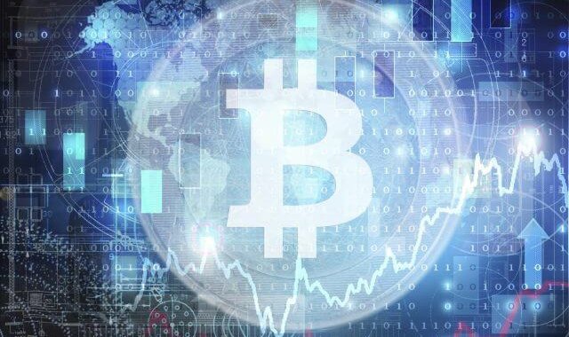 Кто из инвесторов зарабатывает при падении цены биткоина?