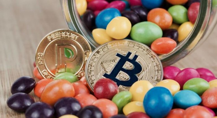 Новый год и новые форки: скоро появятся World Bitcoin и Bitcoin Candy