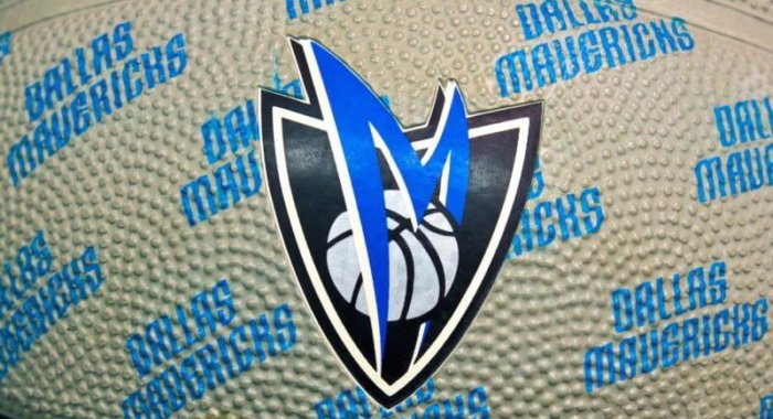 Марк Кьюбан: Dallas Mavericks будет принимать к оплате биткойн и эфир