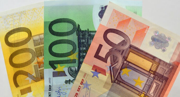 Активность EURT и USDT возрастает