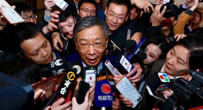 Новый глава PBOC позитивно смотрит на биткойн