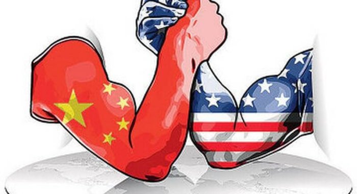 Биткоин стал жертвой торговой войны Китая и США