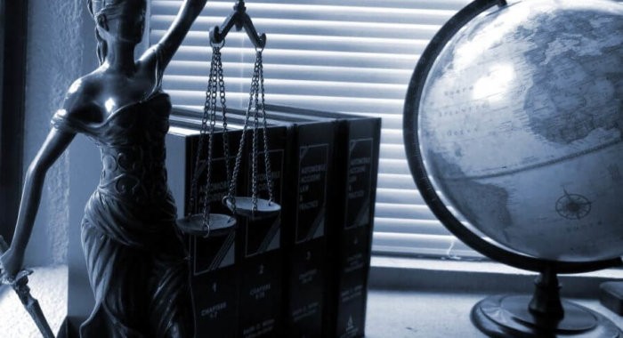 Соучредитель Cardano (ADA) рассказал о децентрализации и Руанде