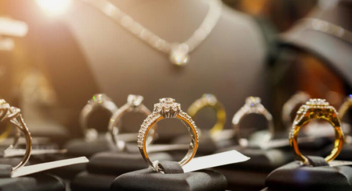 Американская ювелирная компания Marks Jewelers принимает криптовалюты