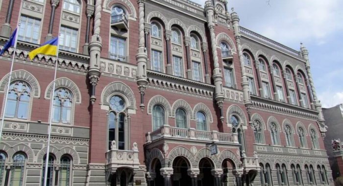 Чиновник НБУ: регуляторы мешают развитию криптовалют