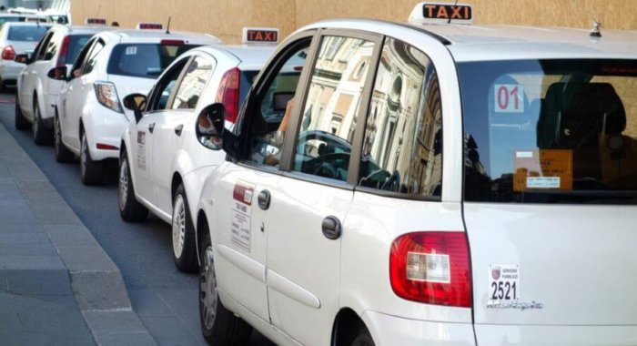 itTaxi: компания продолжит работу с блокчейном