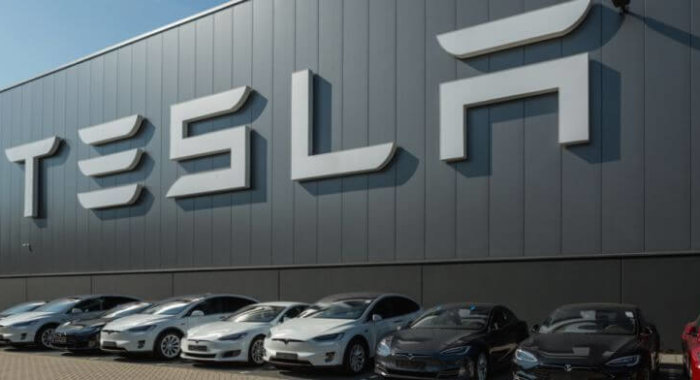 Победители конкурса Tron так и не получили свои Tesla