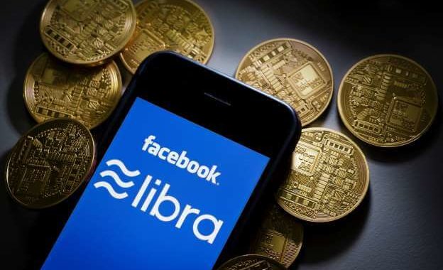 Цукерберг будет прослушивать Whatsapp. Libra тоже?