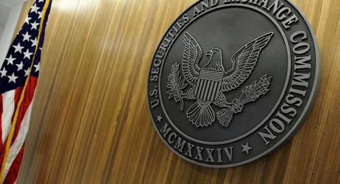 SEC выявила группу мошенников, присвоивших $33 млн