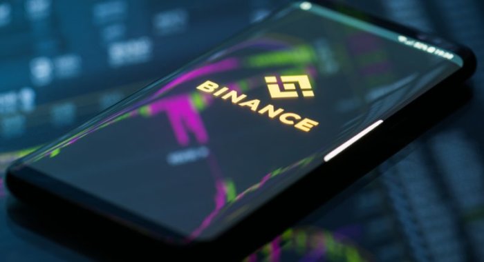 Binance: покупка криптовалют за рубли с карт Visa