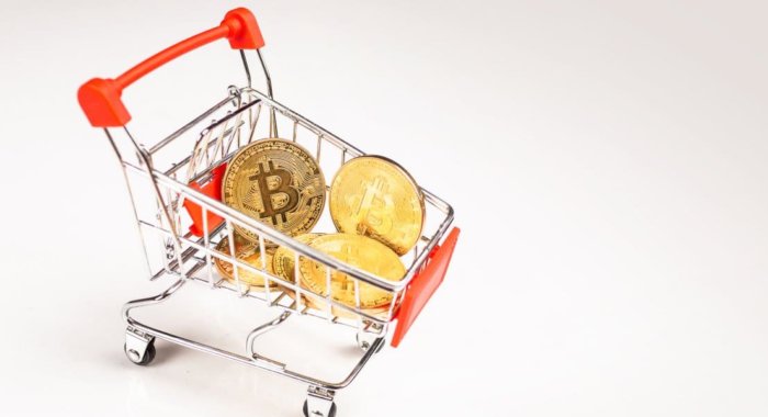 Статистика Square: Продажи BTC выросли на 240%