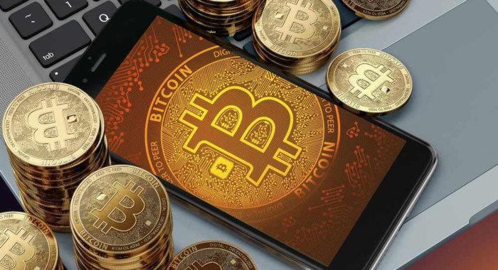 Хешрейт биткоина взлетел, цена стагнирует