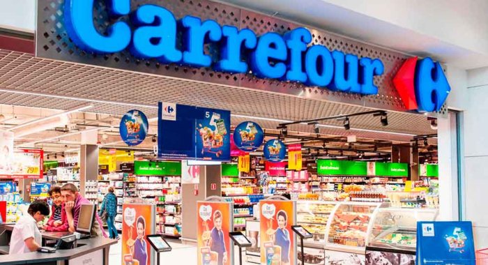 Carrefour и Mango в Италии начали принимать биткоины