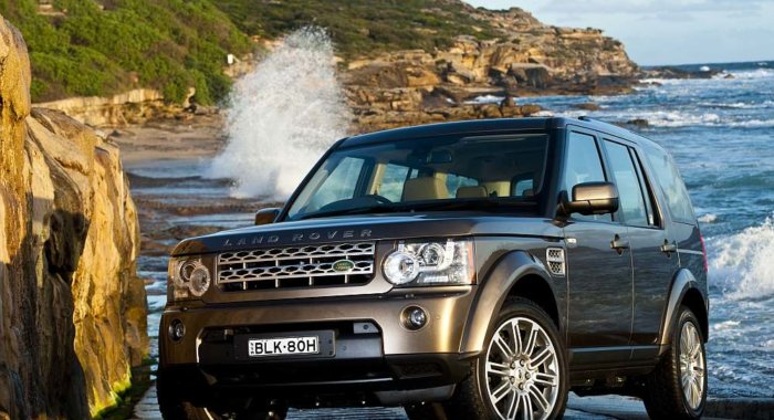 В Land Rover назвали создание биткоина величайшим событием