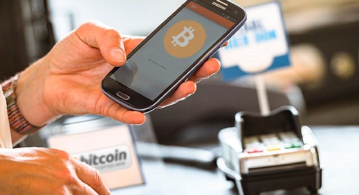 Биткоин медленно становится платёжным средством