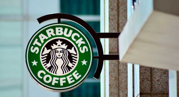 Кофейню Starbucks в Буэнос-Айрес обвиняют в в скрытом майнинге