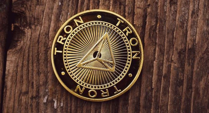С Poloniex перемещены 306 млн TRX на $ 7 млрд