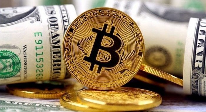 Weiss Ratings: Движение биткоина ниже $10000 маловероятно