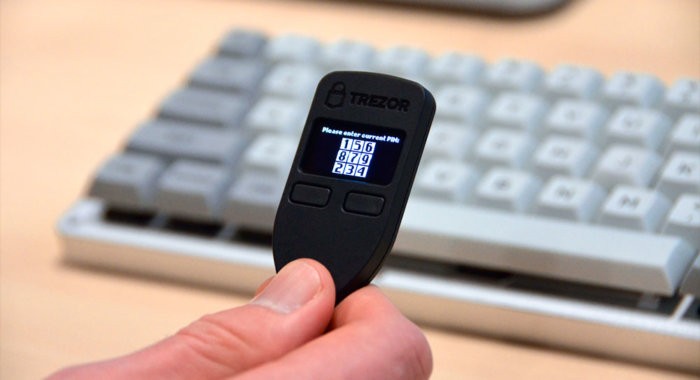 Trezor взял под контроль производство чипов для аппаратного кошелька Model T