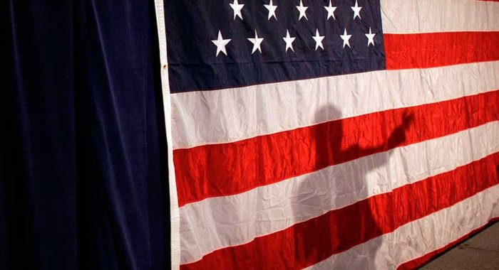 Кандидат в президенты США принимает BTC, ETH, XRP