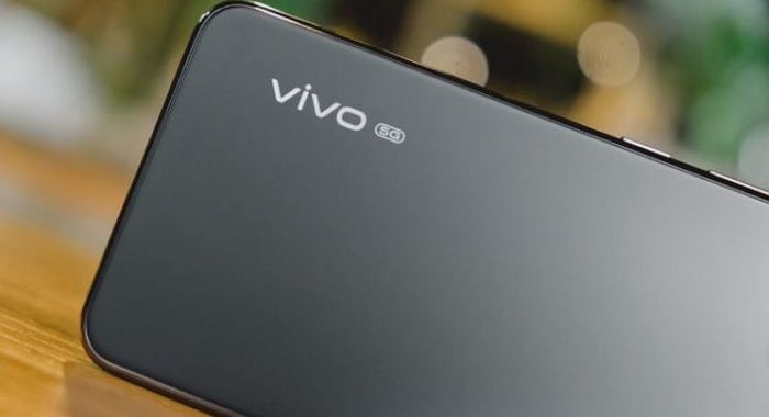 Инновация от Vivo: Съёмная селфи-камера