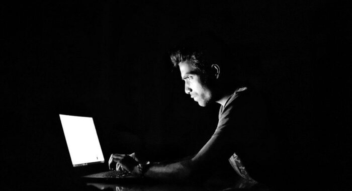 Атака на сотрудников GoDaddy отразилась на работе компании