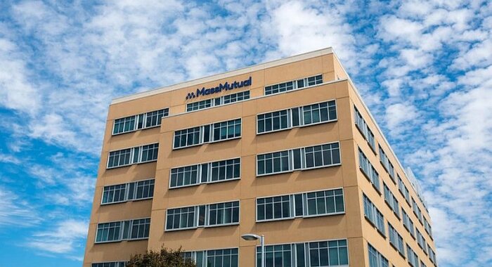 Американский гигант страхования приобрёл биткоины на $100 млн