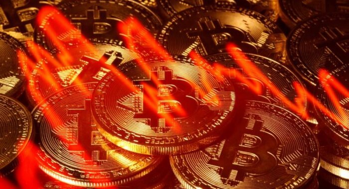 27 сентября биткоин поднялся до $ 20300 и рухнул к $ 18900