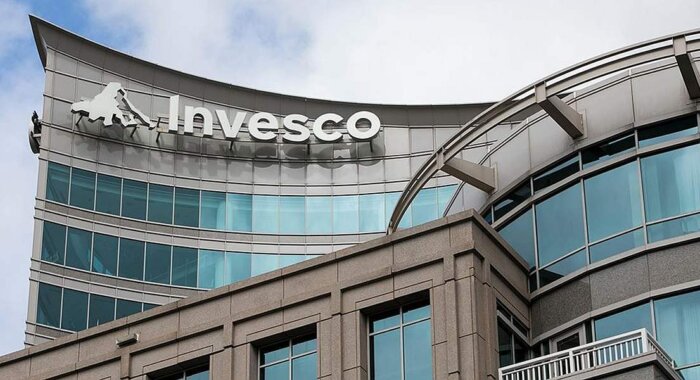 Инвестгигант Invesco готовит продукты с поддержкой биткоином
