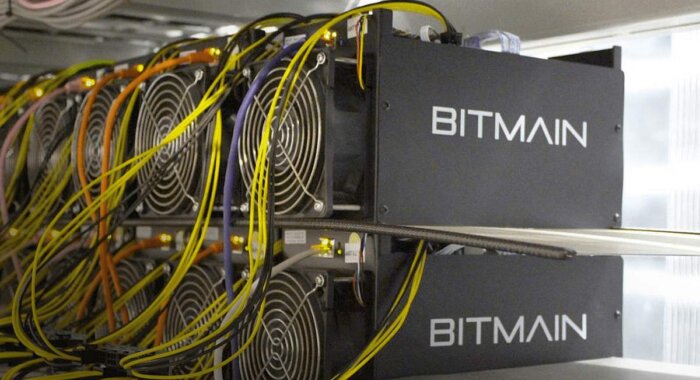 Производитель биткоин-майнеров Bitmain перестал выплачивать зарплату