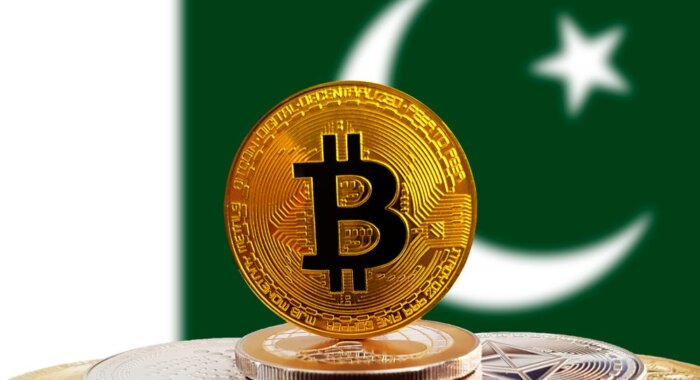 Пакистан неожиданно решил создать резервный фонд биткоинов