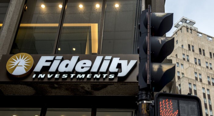 Fidelity Investments вывела на рынок Канады спотовый биткоин-ETF