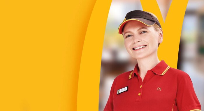 Падение биткоина заставило Найиба Букеле надеть форму сотрудника McDonald’s