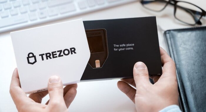 Команда Trezor удалит из февральского релиза функцию KYC