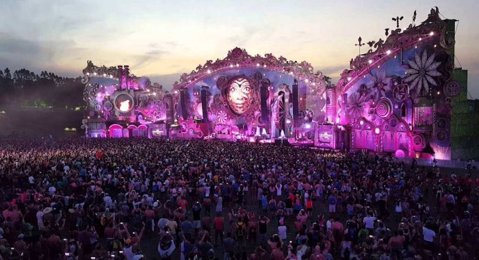 FTX Europe познакомит участников фестиваля Tomorrowland с метавселенной