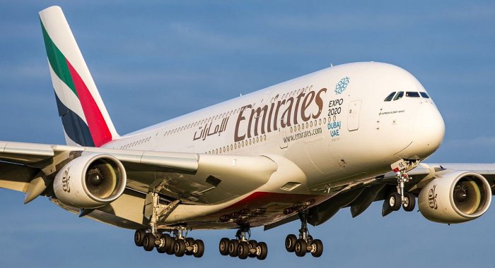 Emirates Airlines нанимает персонал, который будет обучаться в метавселенной