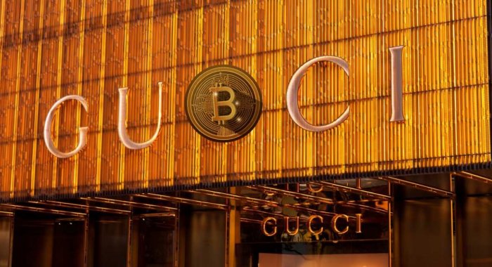 В магазинах Gucci можно будет расплатиться криптовалютой