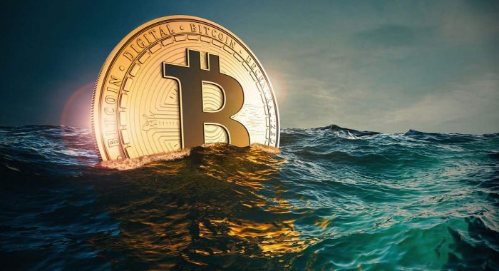 Из-за падения объёма торгов волатильность биткоина достигла минимума