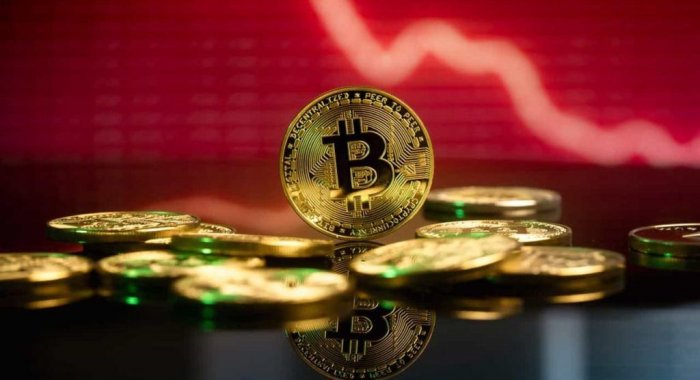 Банкротство FTX и 100 связанных компаний обрушило крипторынок