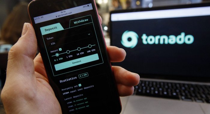 Coinbase поддержала иск об отмене санкций против Tornado Cash