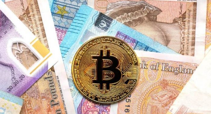 Британские инвесторы начали покупать биткоины в больших количествах