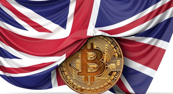 Инфляция в Великобритании выросла до 3,3% из-за резкого роста цен на топливо