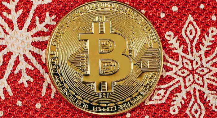 Искусственный интеллект ожидает слабый рост биткоина к 25 декабря