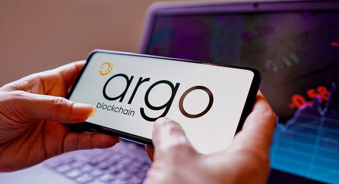 Против майнеров криптовалют Argo Blockchain подали иск в суд