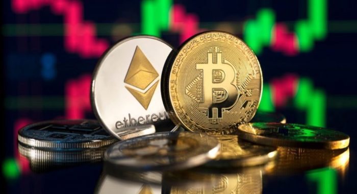 Число пользователей Ethereum и биткоина выросло на 27% в 2022 году